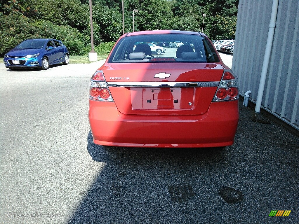 2008 Aveo LS Sedan - Victory Red / Charcoal photo #5