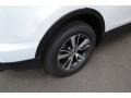 Super White - RAV4 XLE Photo No. 9