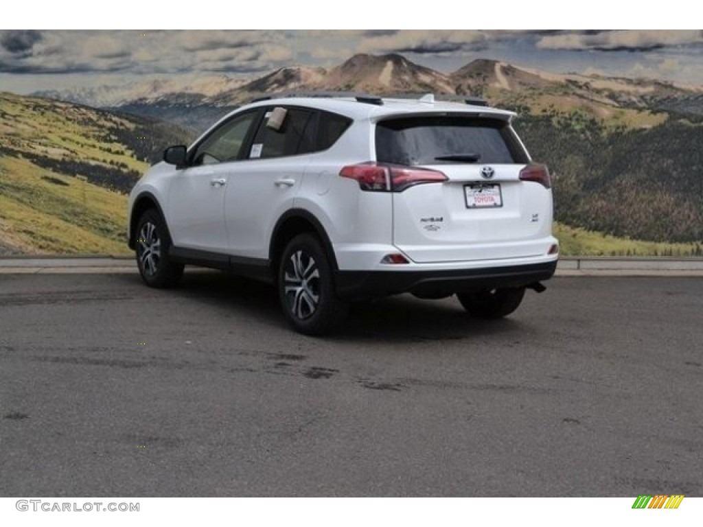2017 RAV4 LE - Super White / Black photo #3