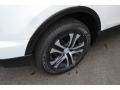 Super White - RAV4 LE Photo No. 9