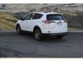 Super White - RAV4 XLE Photo No. 3