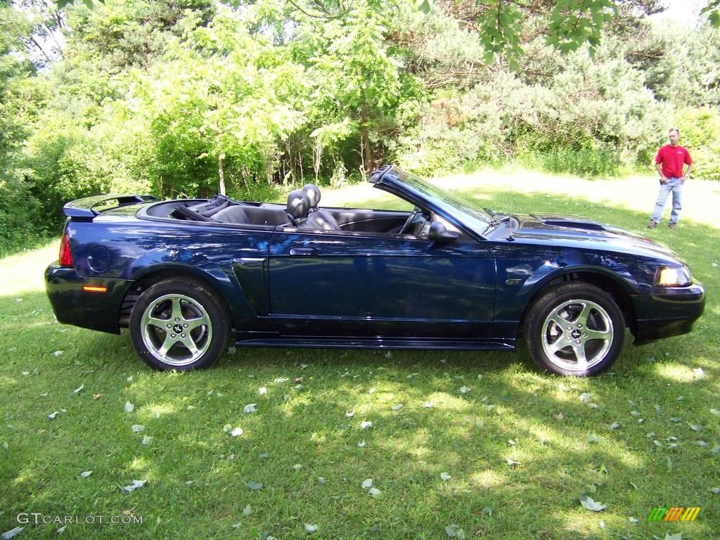 2003 Mustang GT Convertible - True Blue Metallic / Dark Charcoal photo #4