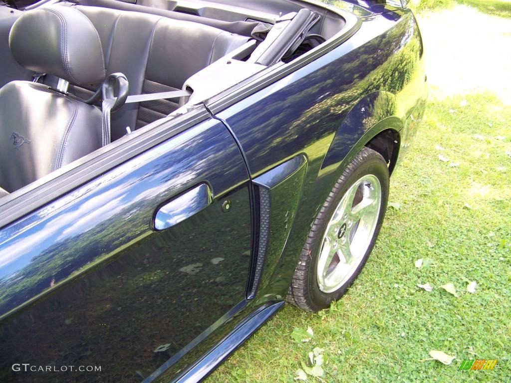 2003 Mustang GT Convertible - True Blue Metallic / Dark Charcoal photo #16