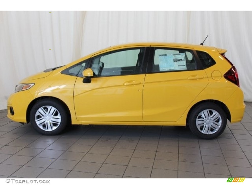 Helios Yellow Pearl 2018 Honda Fit LX Exterior Photo #122223426