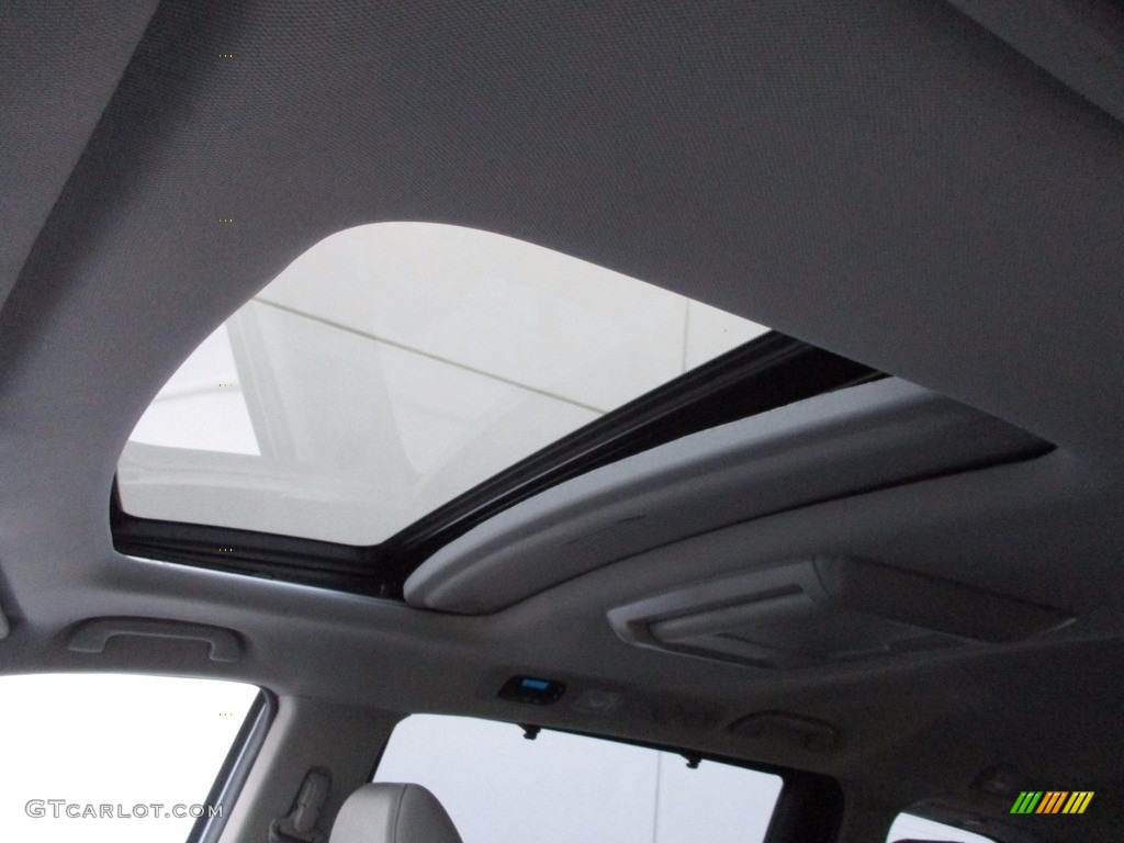 2011 Odyssey Touring - Celestial Blue Metallic / Gray photo #9