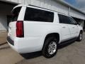 Summit White - Suburban LT 4WD Photo No. 2