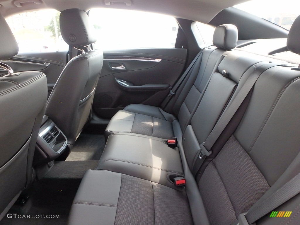 2018 Impala LT - Silver Ice Metallic / Jet Black photo #11