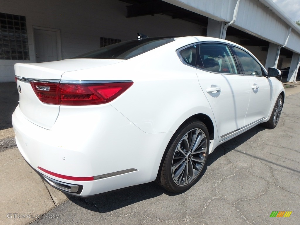 2017 Cadenza Premium - Snow White Pearl / Black photo #2