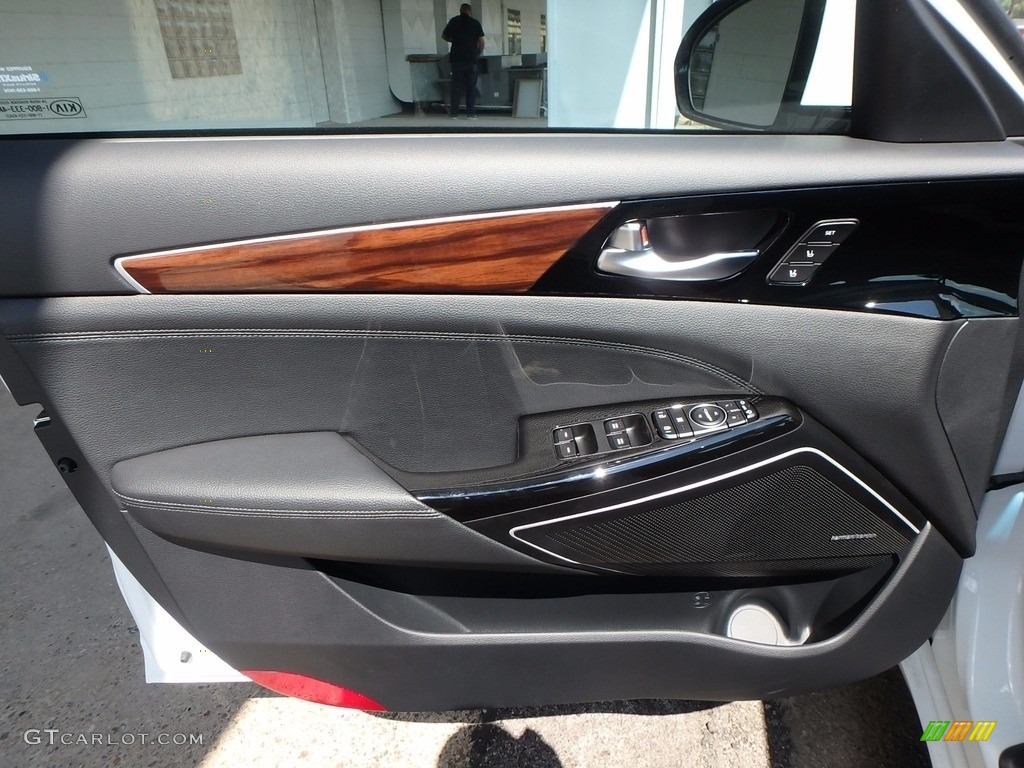2017 Cadenza Premium - Snow White Pearl / Black photo #13