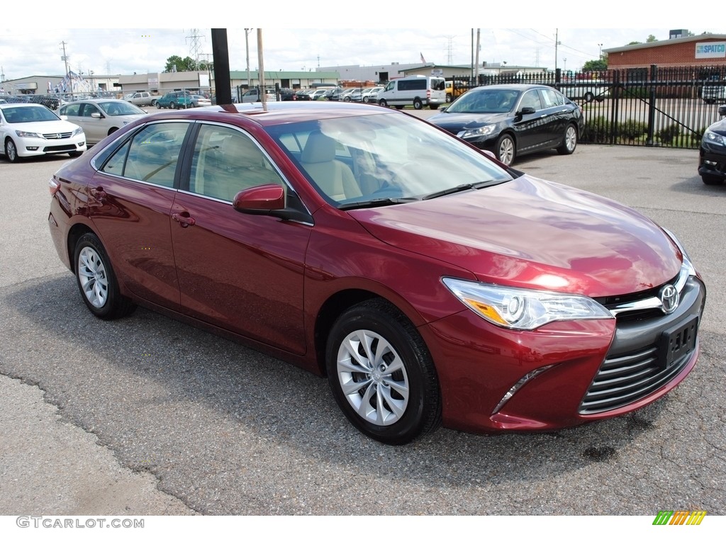 2015 Camry LE - Ruby Flare Pearl / Almond photo #7
