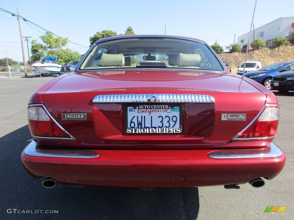 2000 XJ Vanden Plas - Carnival Red / Oatmeal photo #6