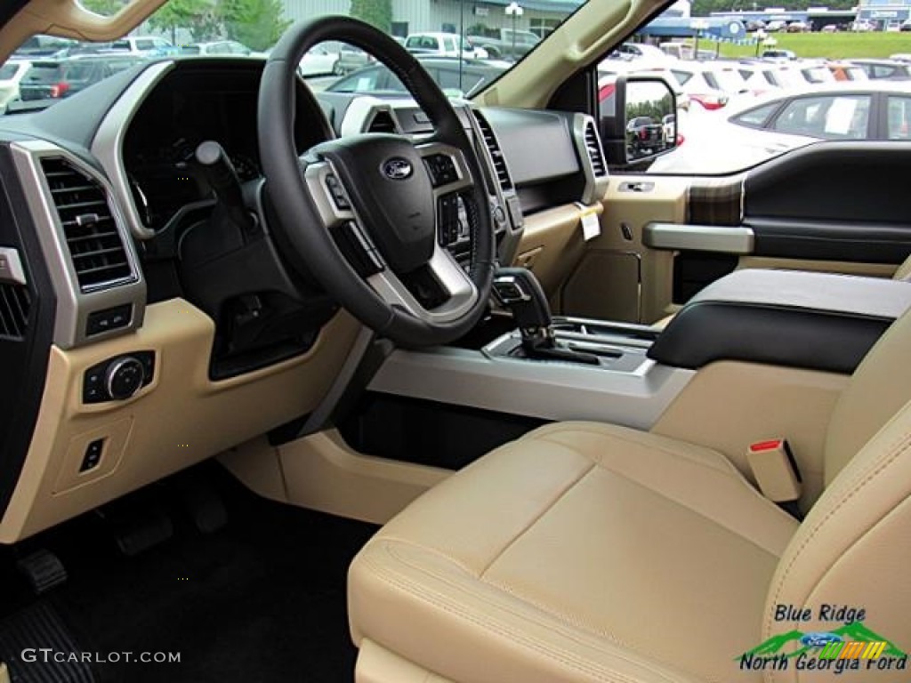 2017 F150 Lariat SuperCrew 4X4 - Ruby Red / Light Camel photo #32