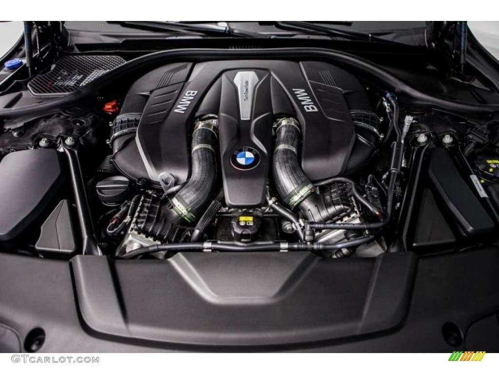 2018 7 Series 750i Sedan - Black Sapphire Metallic / Black photo #8