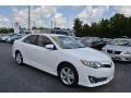 Super White - Camry SE Photo No. 1