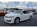 Super White - Camry SE Photo No. 7