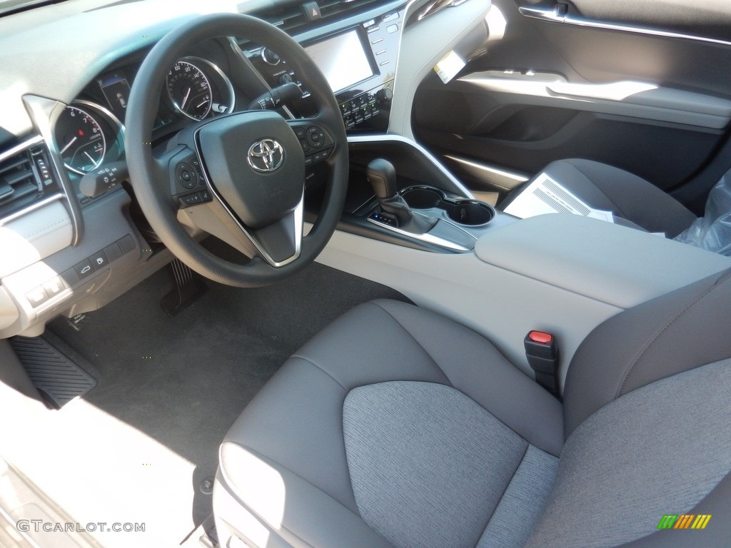 2018 Camry LE - Predawn Gray Mica / Ash photo #3
