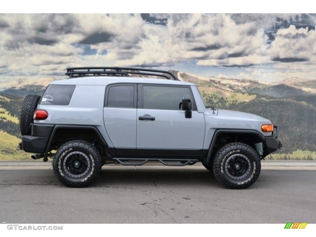 2013 FJ Cruiser 4WD - Trail Teams Cement Gray / Dark Charcoal photo #2