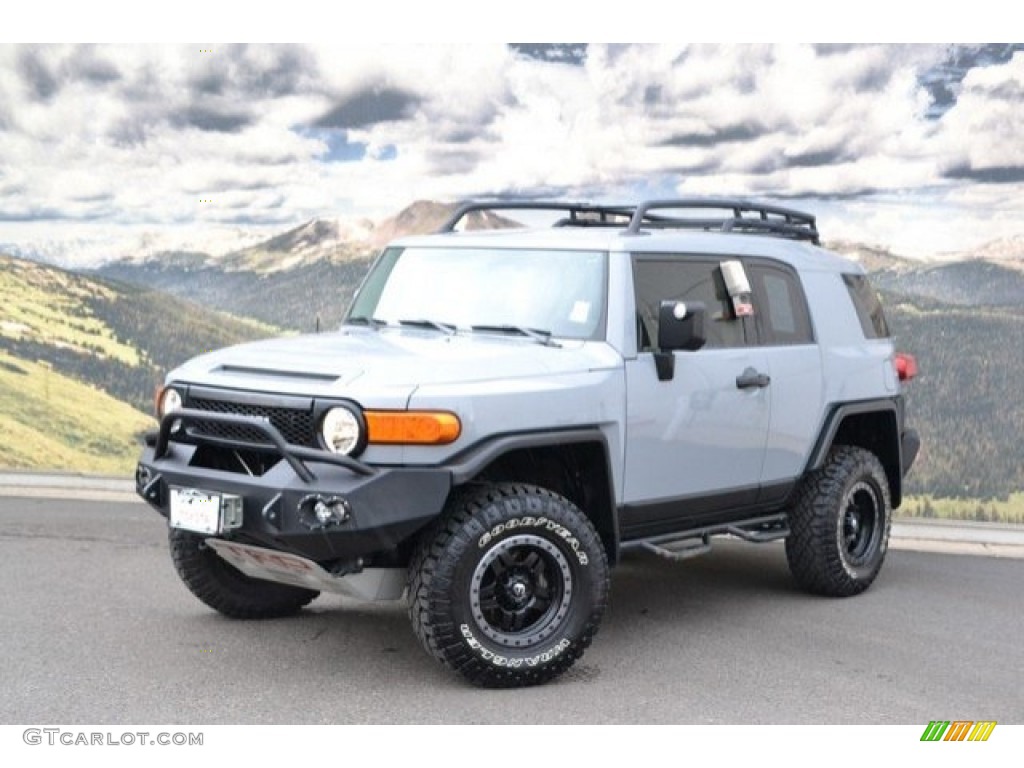 2013 FJ Cruiser 4WD - Trail Teams Cement Gray / Dark Charcoal photo #5