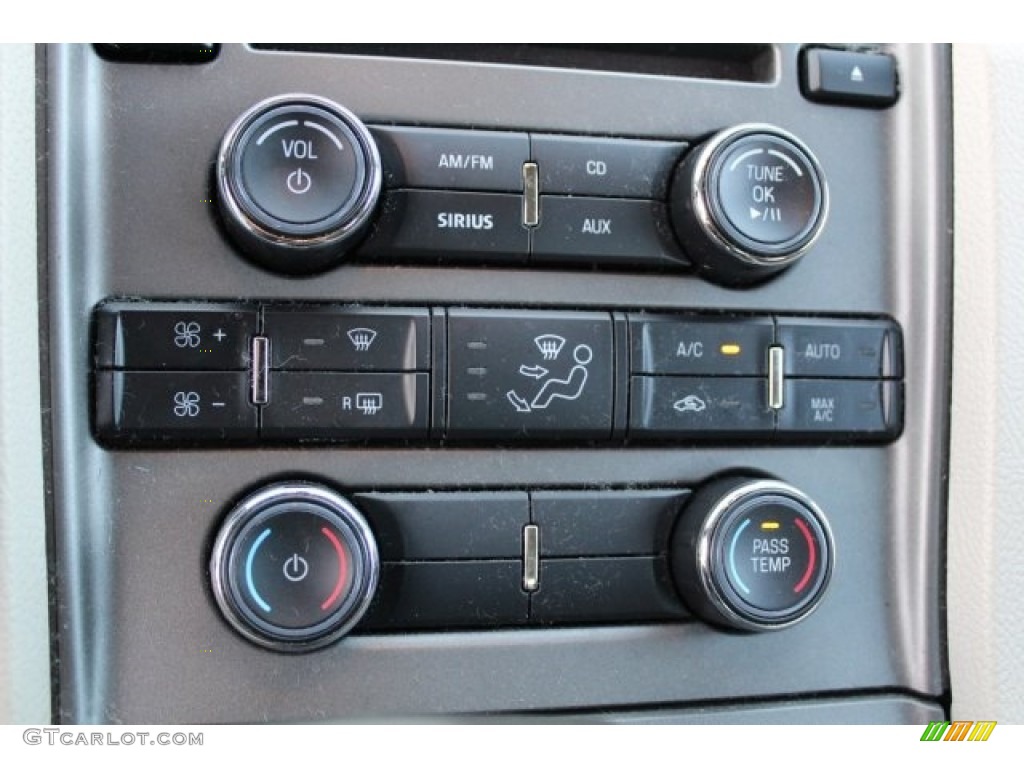 2011 Taurus SEL - Gold Leaf / Light Stone photo #19