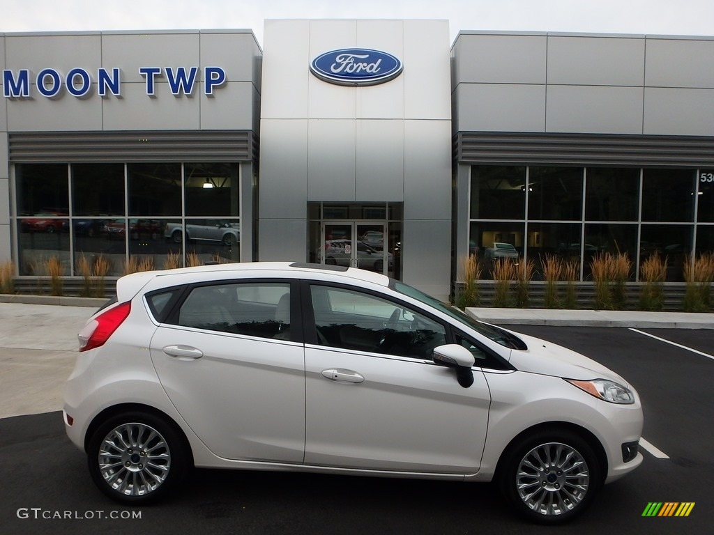 2016 Fiesta Titanium Hatchback - White Platinum Metallic Tri-coat / Medium Light Stone photo #1