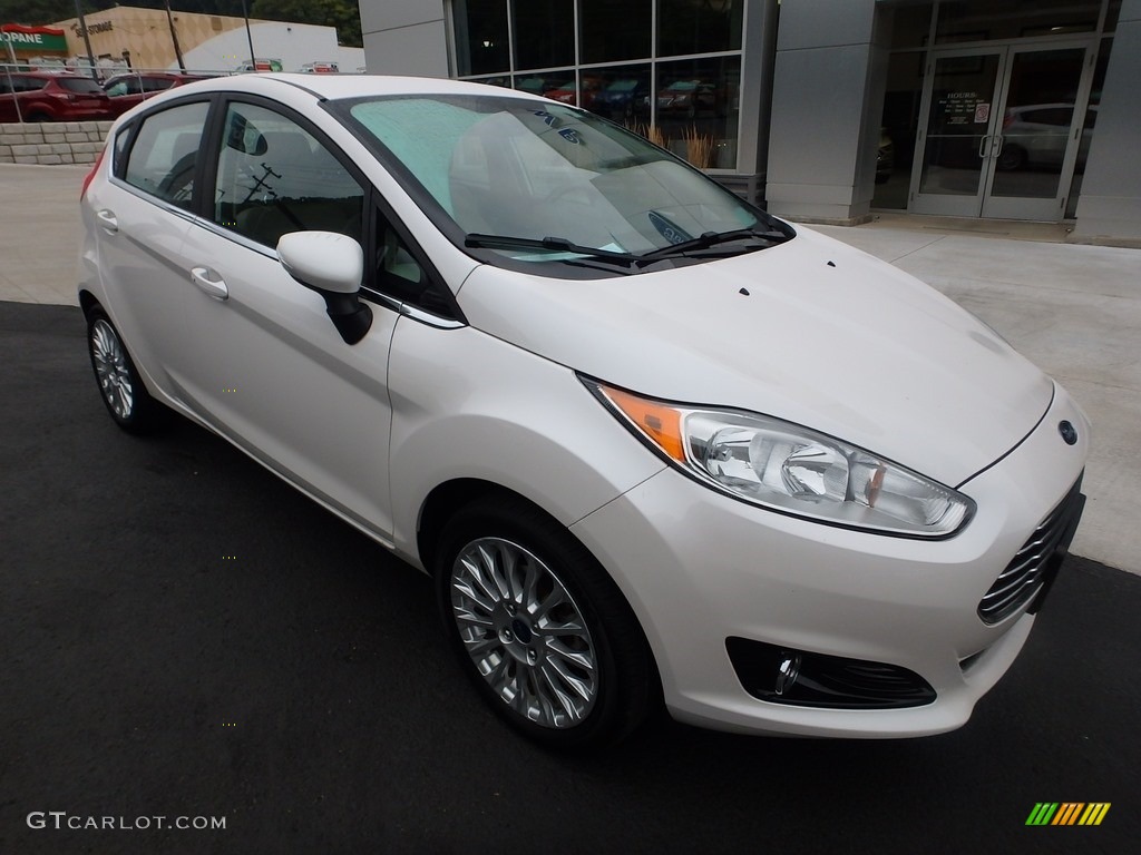 2016 Fiesta Titanium Hatchback - White Platinum Metallic Tri-coat / Medium Light Stone photo #9