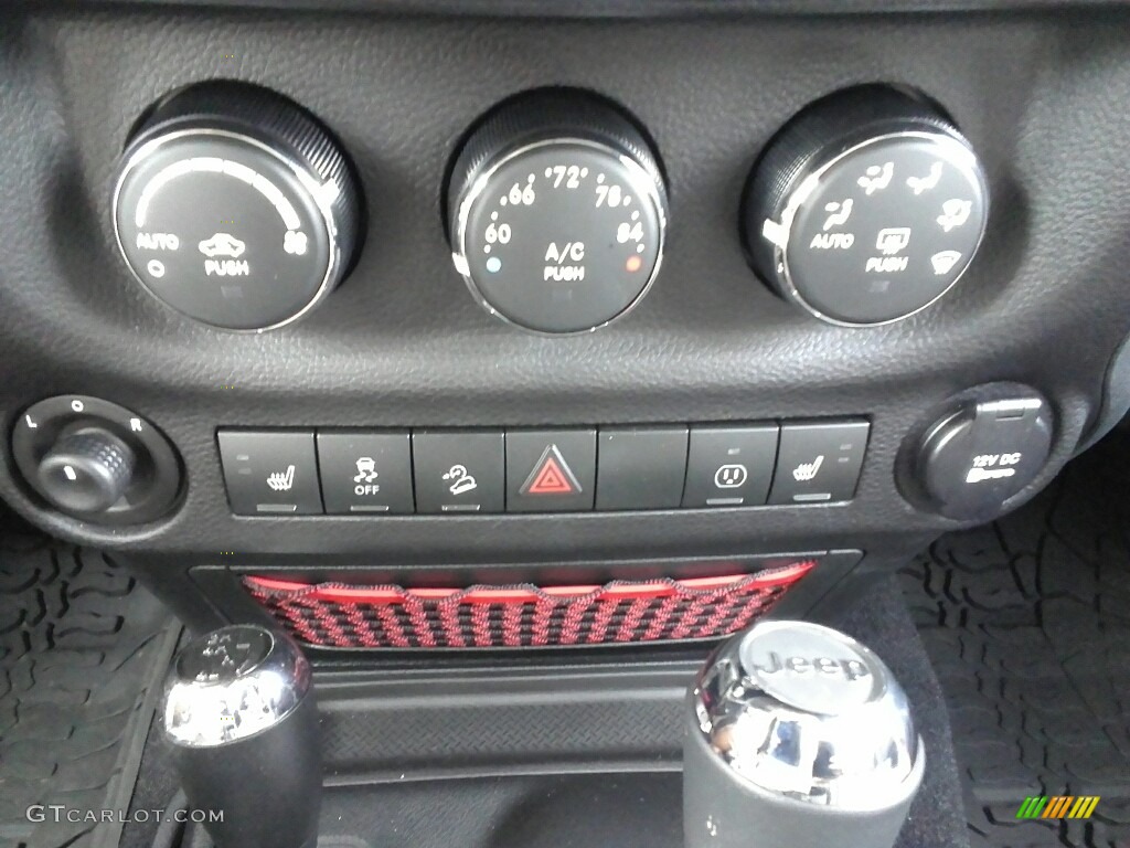 2017 Wrangler Rubicon 4x4 - Gobi / Black/Dark Saddle photo #25