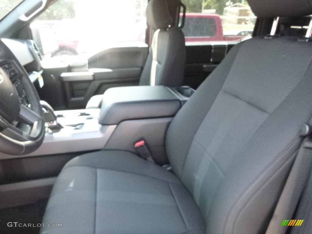 2017 F150 XLT SuperCrew 4x4 - Ruby Red / Earth Gray photo #12