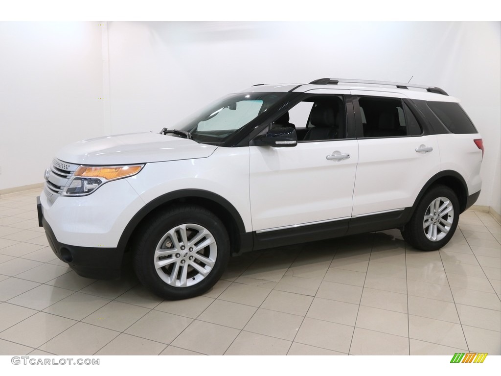 2015 Explorer XLT 4WD - White Platinum / Charcoal Black photo #3