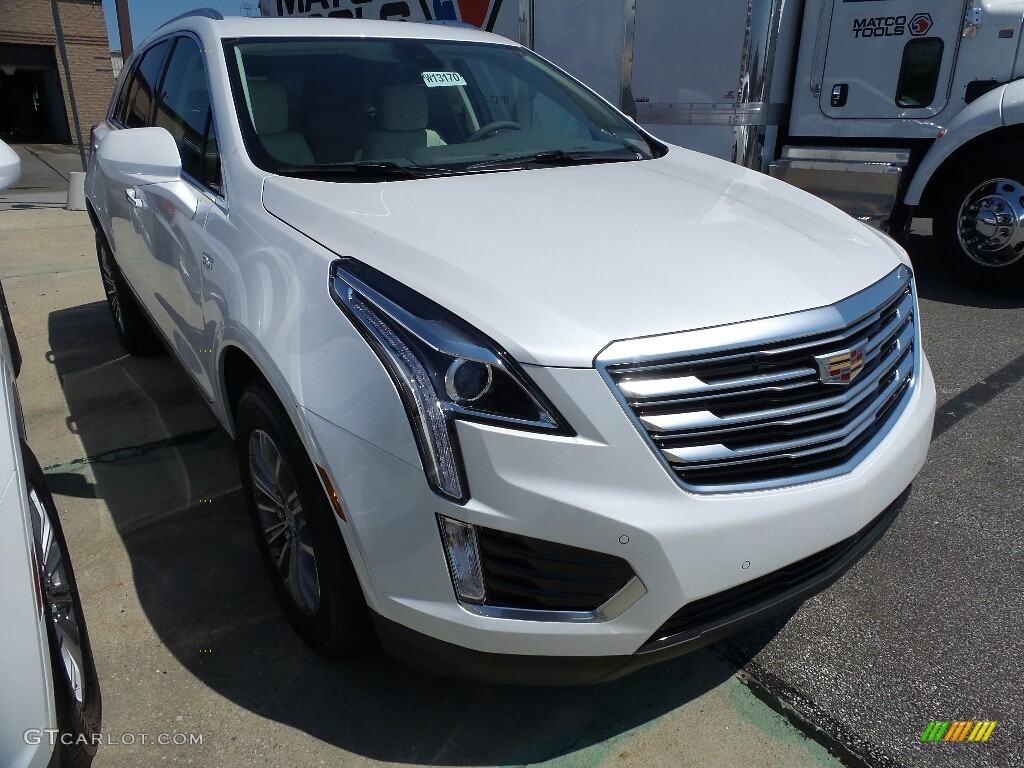Crystal White Tricoat 2018 Cadillac XT5 Luxury AWD Exterior Photo #122265540