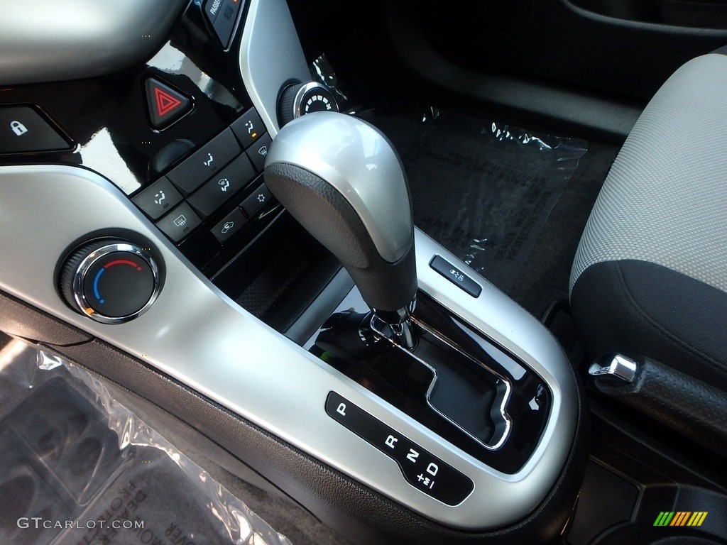 2014 Cruze LS - Champagne Silver Metallic / Jet Black/Medium Titanium photo #26