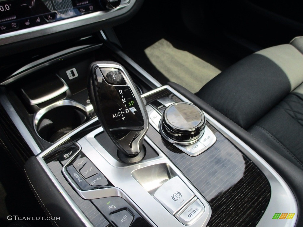 2017 7 Series 750i xDrive Sedan - Black Sapphire Metallic / Black photo #15