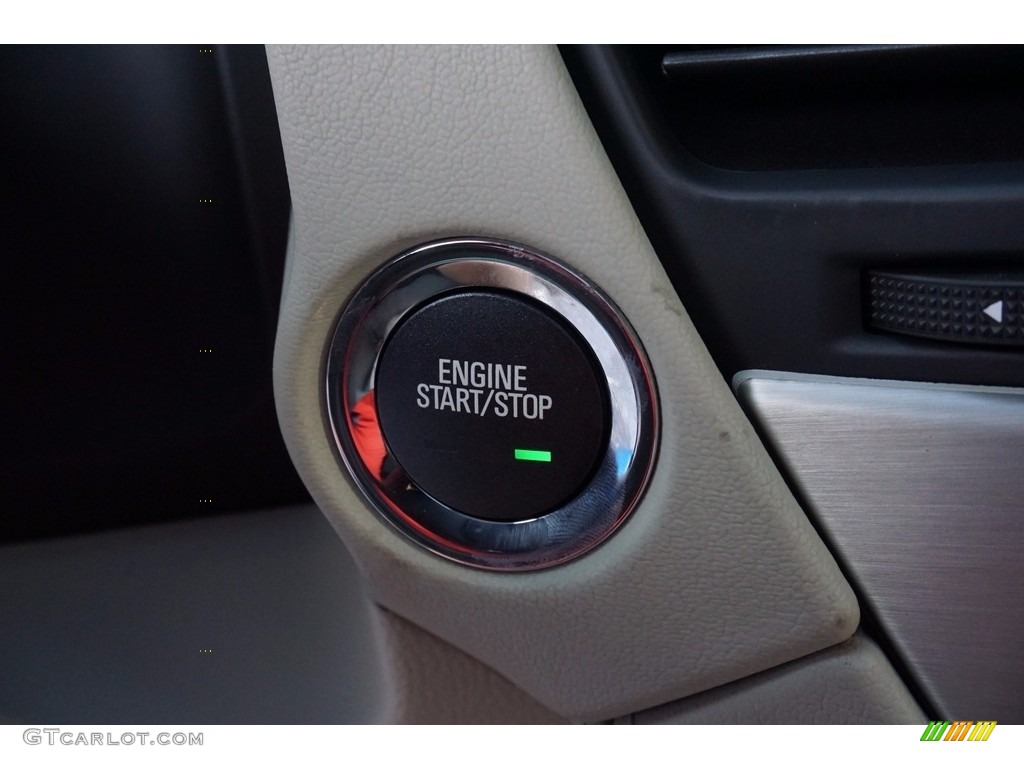 2017 GMC Yukon XL Denali Controls Photos