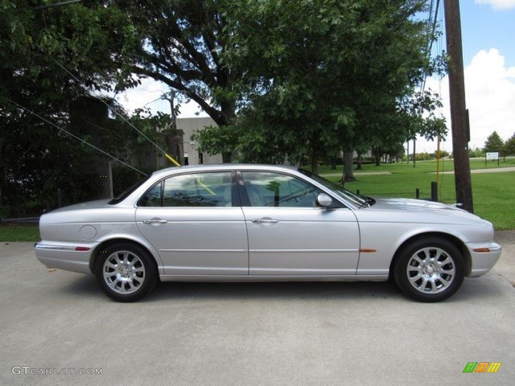 2005 XJ XJ8 L - Platinum Silver Metallic / Barley photo #6
