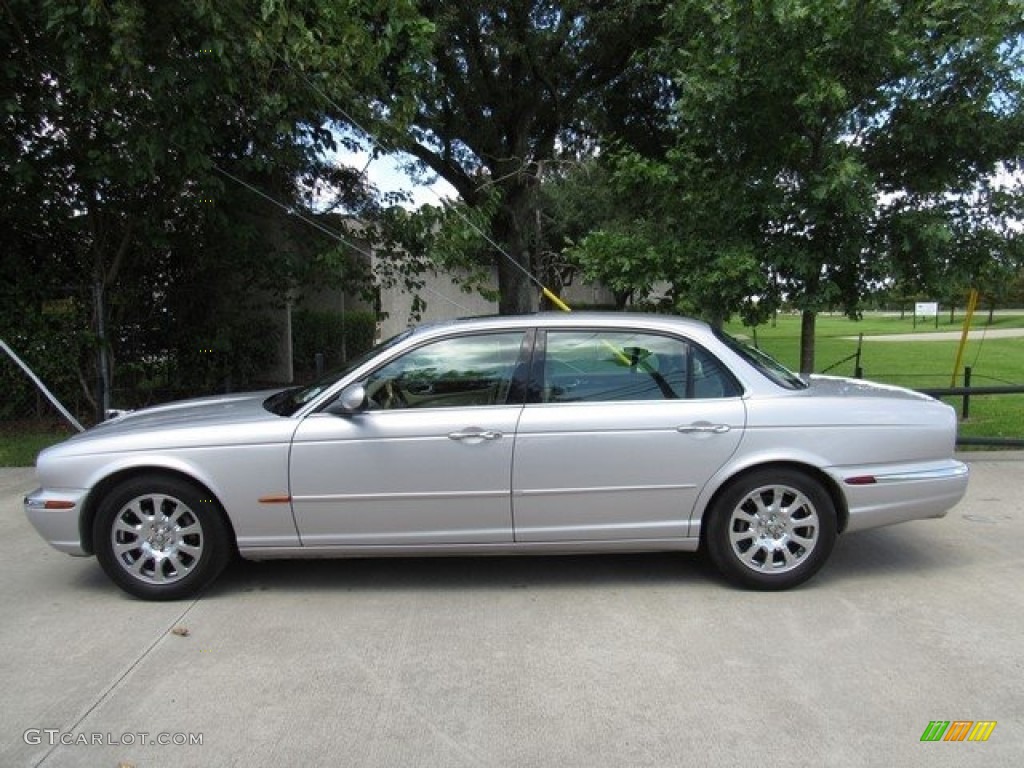 2005 XJ XJ8 L - Platinum Silver Metallic / Barley photo #11