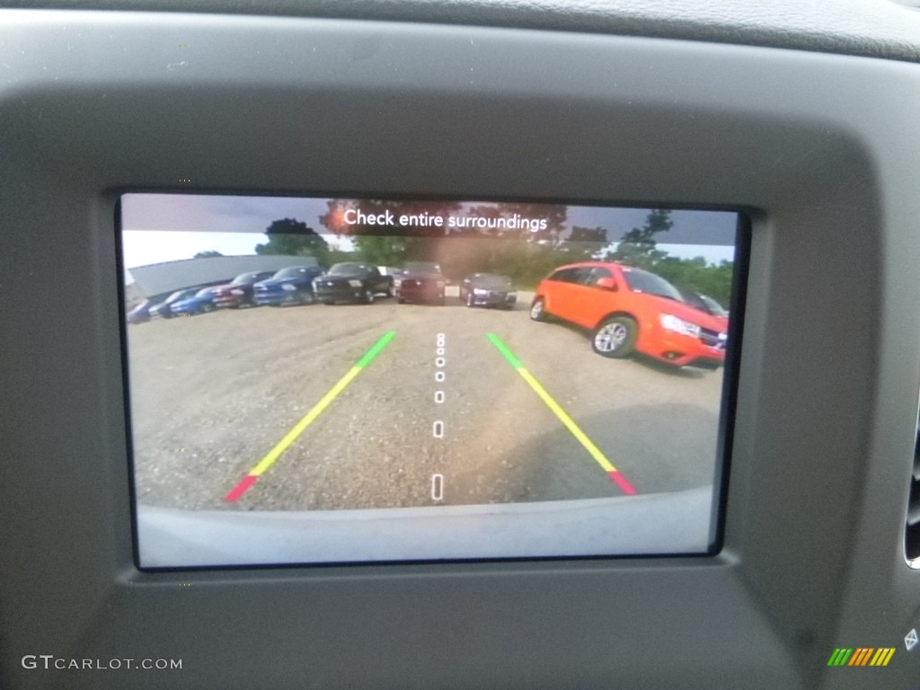 2018 Compass Latitude 4x4 - White / Black/Ski Gray photo #18