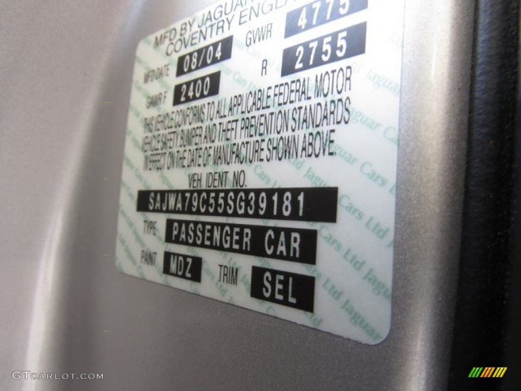 2005 XJ XJ8 L - Platinum Silver Metallic / Barley photo #35