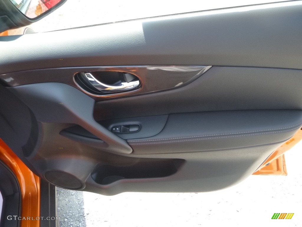 2017 Rogue S AWD - Monarch Orange / Charcoal photo #12