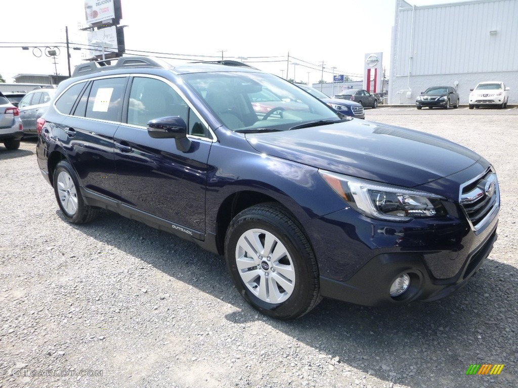 2018 Outback 2.5i Premium - Dark Blue Pearl / Ivory photo #1