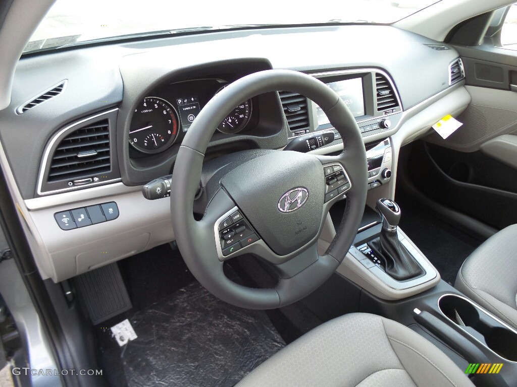 Gray Interior 2018 Hyundai Elantra Value Edition Photo #122293456