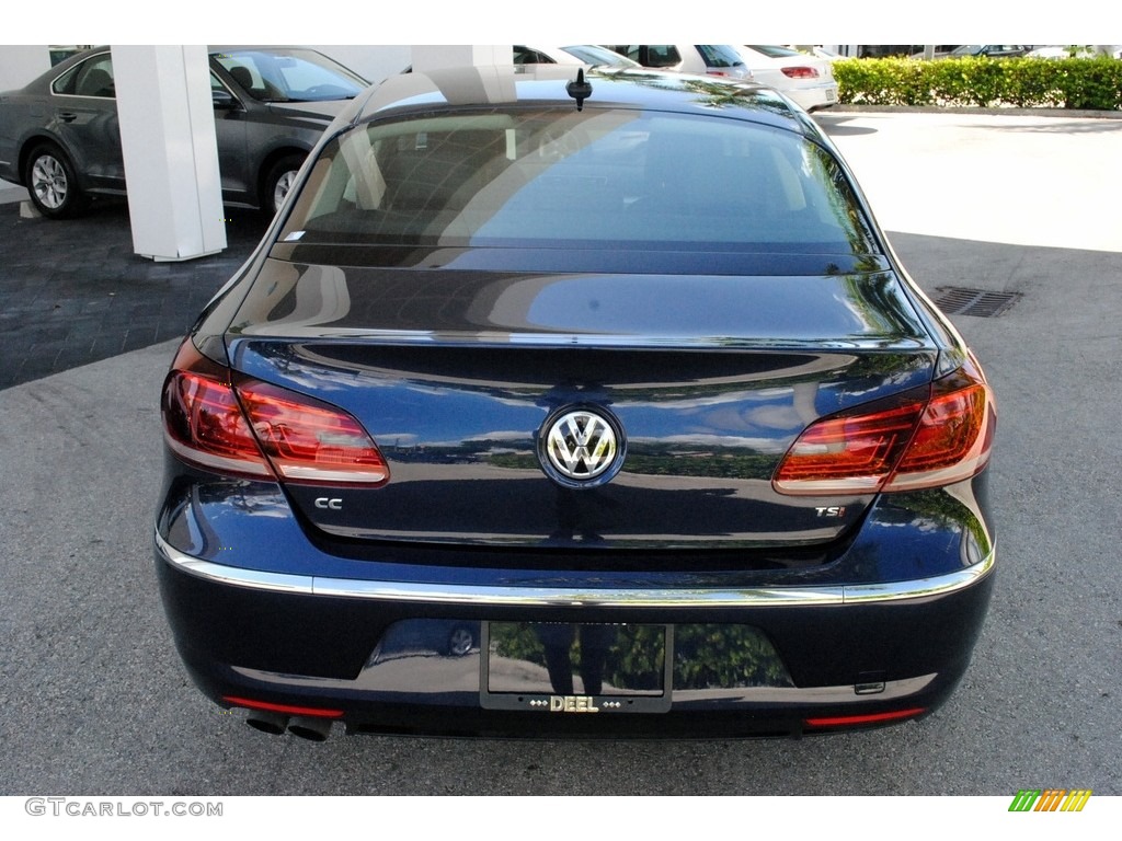 2016 CC 2.0T Sport - Night Blue Metallic / Beige/Black 2 Tone photo #8