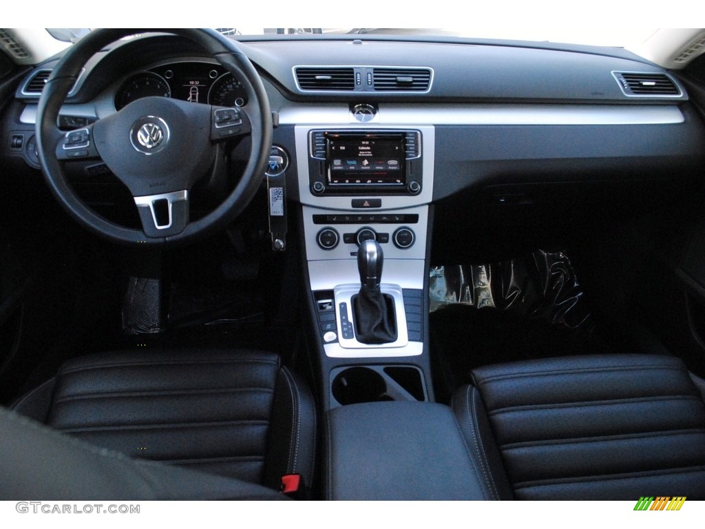 2016 Volkswagen CC 2.0T R Line Black Dashboard Photo #122299207
