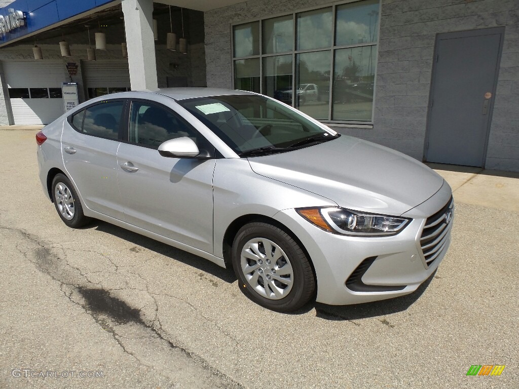 2018 Elantra SE - Symphony Silver / Black photo #1