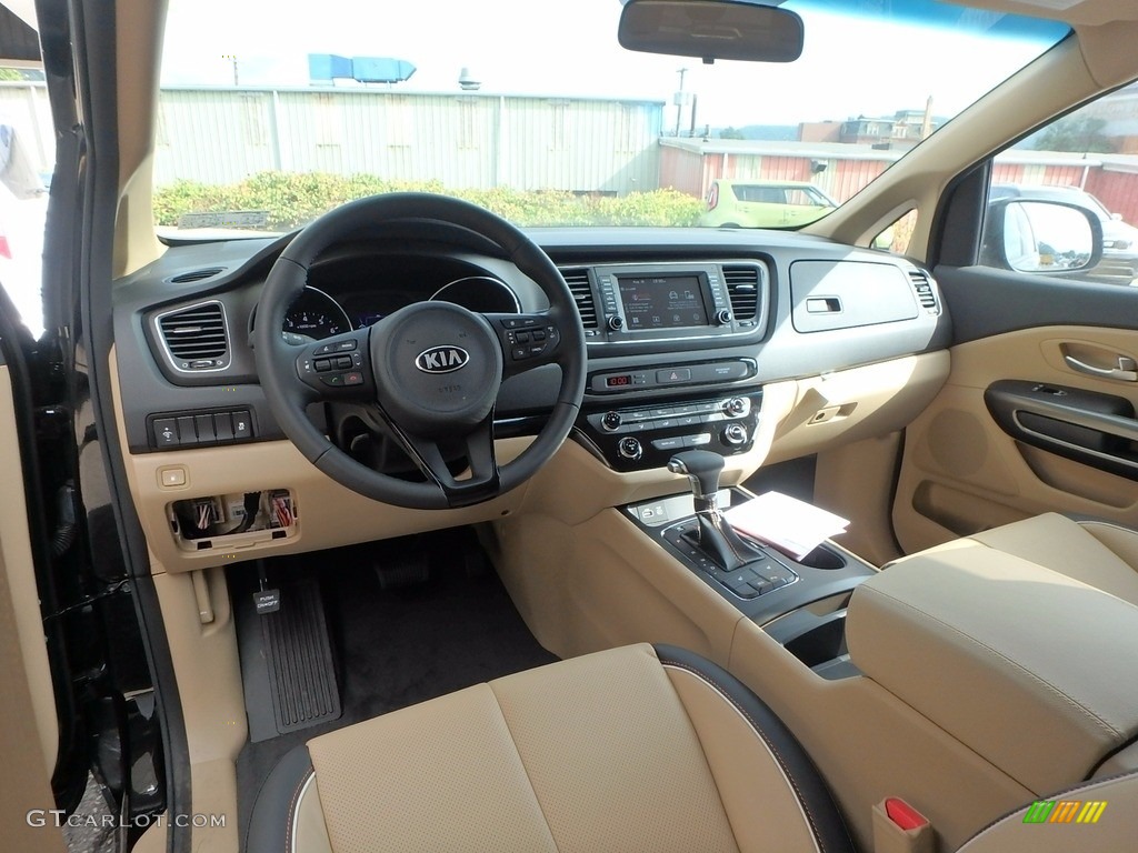 Camel Beige Interior 2017 Kia Sedona LX Photo #122304913