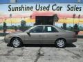 2001 Cashmere Beige Metallic Toyota Camry LE  photo #2