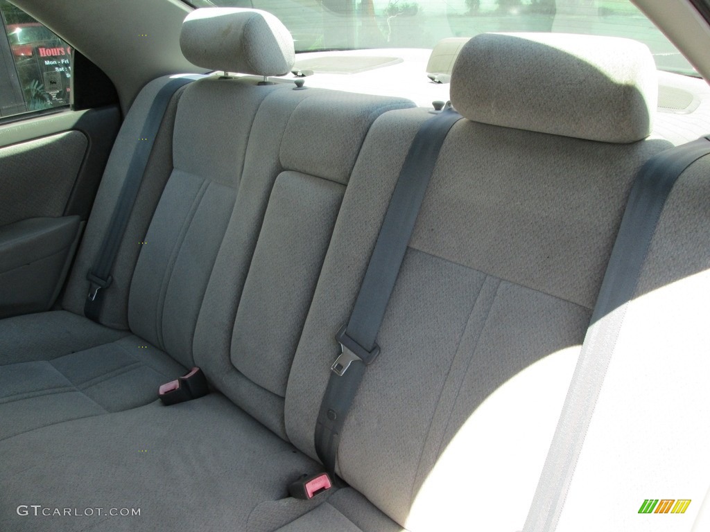 2001 Camry LE - Cashmere Beige Metallic / Gray photo #14