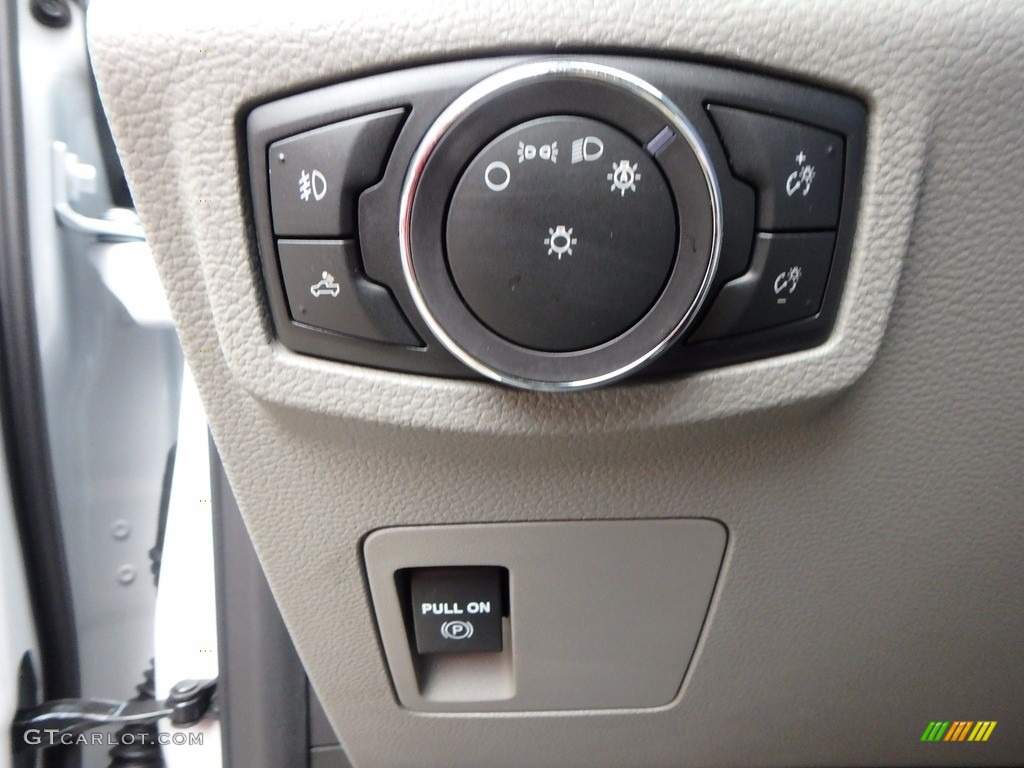 2018 Ford F150 STX SuperCab 4x4 Controls Photo #122308480