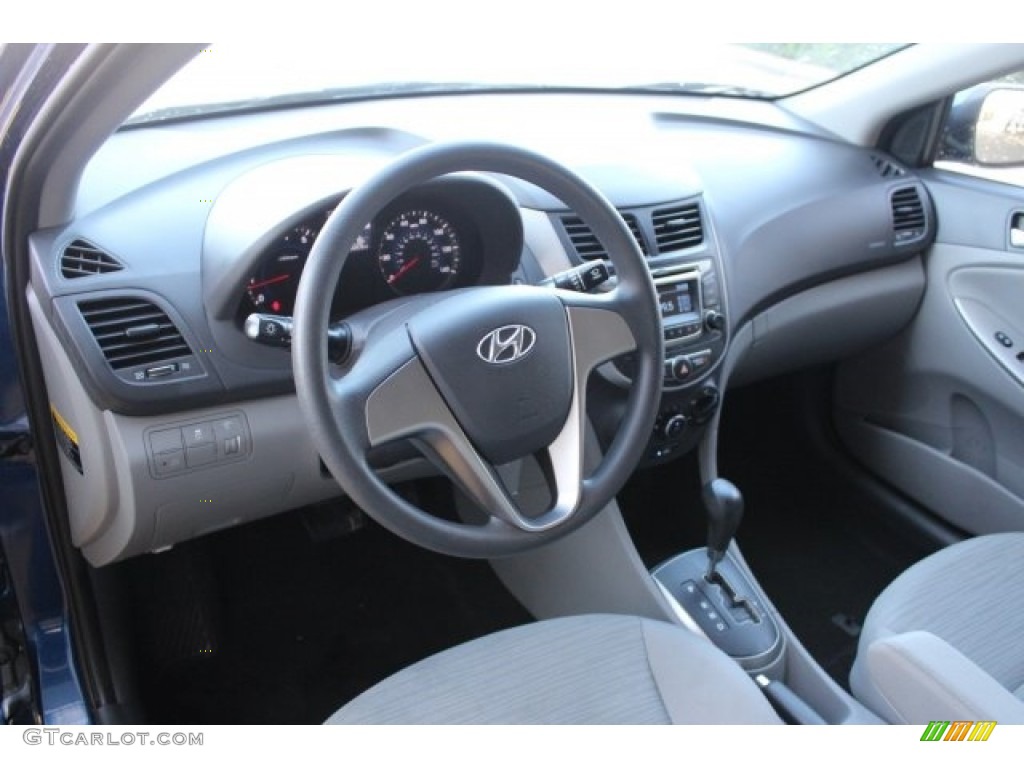 2016 Accent SE Sedan - Pacific Blue / Gray photo #15