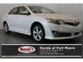 2014 Super White Toyota Camry SE  photo #1