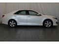 Super White - Camry SE Photo No. 2