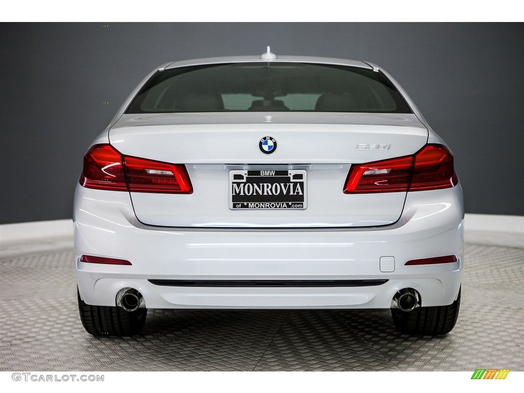 2017 5 Series 530i Sedan - Glacier Silver Metallic / Black photo #4